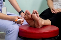 Recognizing Diabetic Neuropathy Symptoms